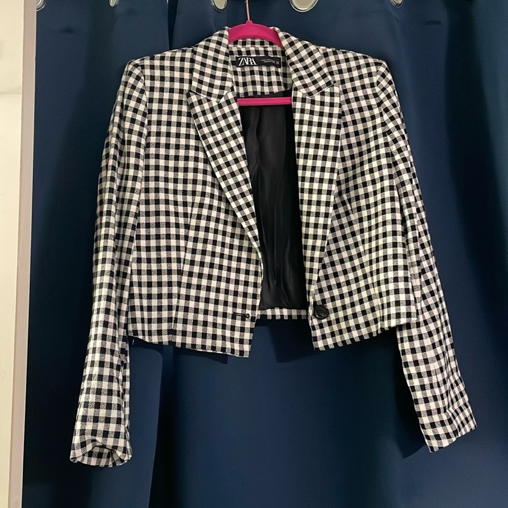 Cropped Zara Blazer